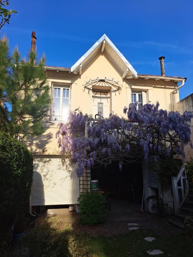Appartement Calme Dans Maisonnette Graulhet المظهر الخارجي الصورة